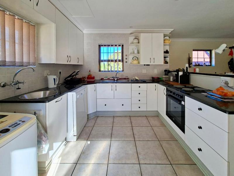 3 Bedroom Property for Sale in Dolphin Creek Golf Estate Western Cape